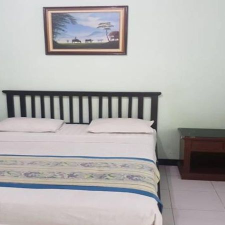 Hotel Mulia Lawean Екстер'єр фото