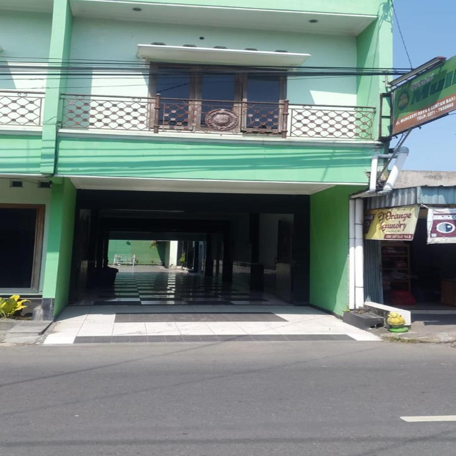 Hotel Mulia Lawean Екстер'єр фото
