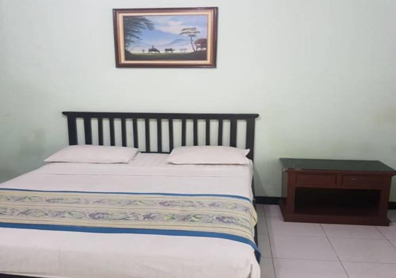 Hotel Mulia Lawean Екстер'єр фото